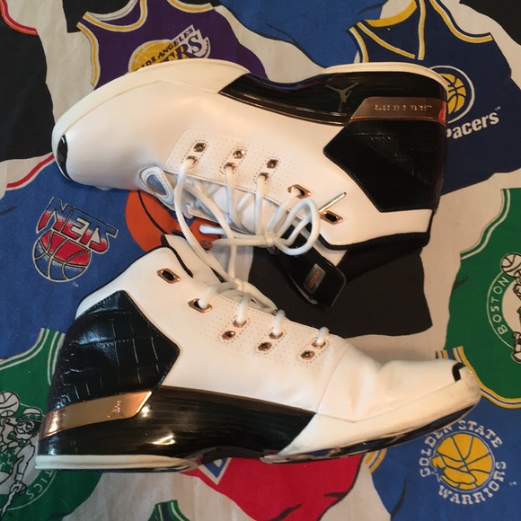 Jordan Retro 17 Copper - Picture 2 of 7